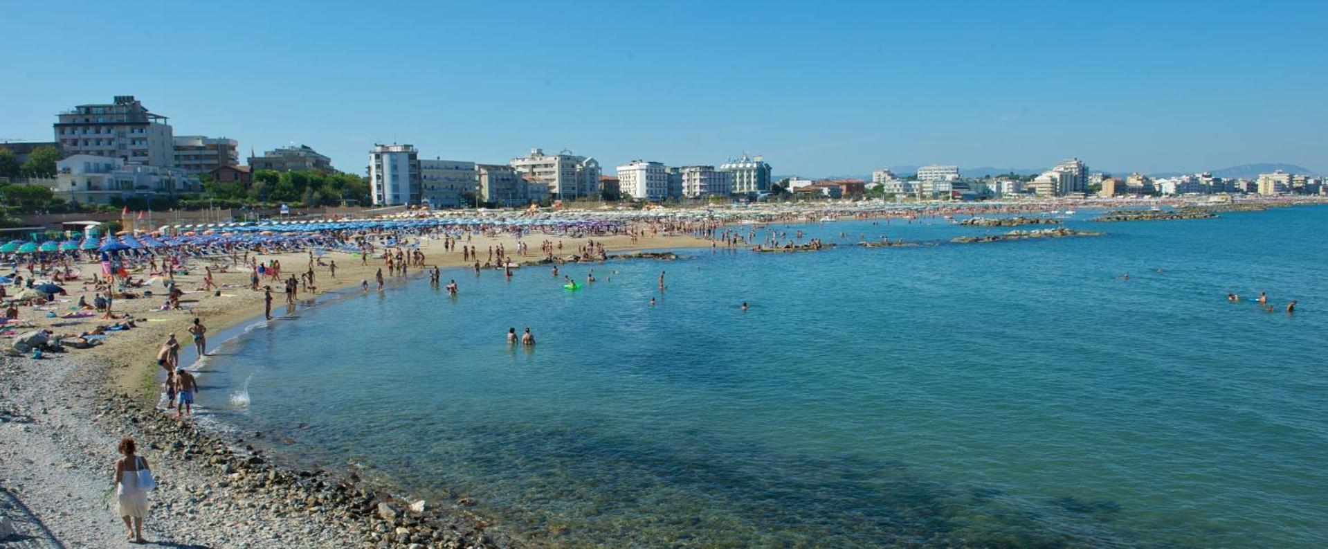 Hotel Miro كاتوليكا المظهر الخارجي الصورة