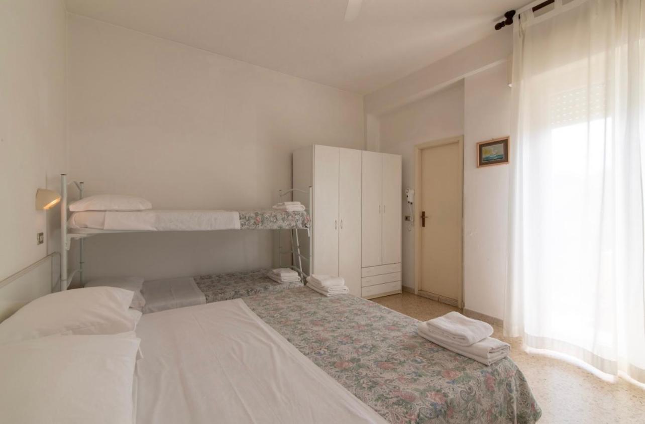 Hotel Miro كاتوليكا المظهر الخارجي الصورة