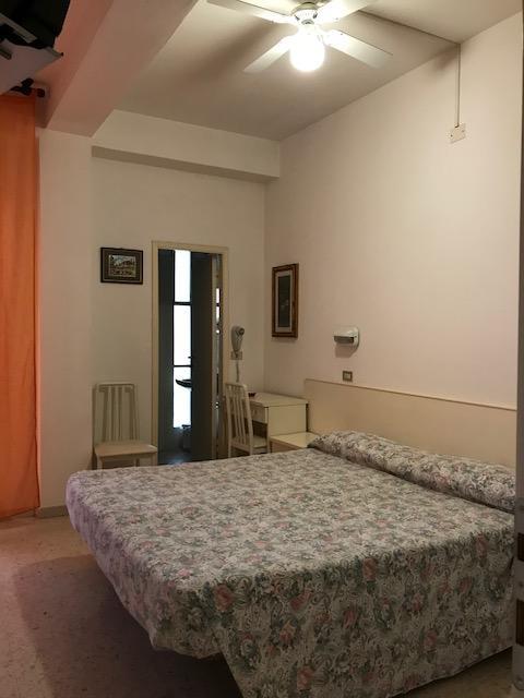 Hotel Miro كاتوليكا المظهر الخارجي الصورة