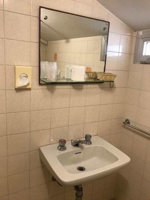 Hotel Miro كاتوليكا المظهر الخارجي الصورة