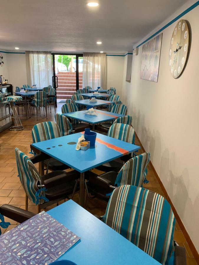 Hotel Miro كاتوليكا المظهر الخارجي الصورة